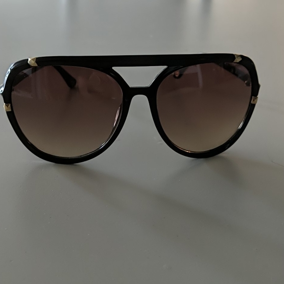 Michael Kors Sunglasses - Picture 1 of 4